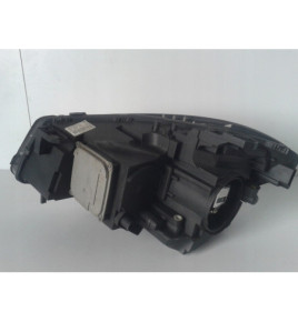 Mercedes CLA W117 Bi Xenon LED LAMPA PRAWA - 4508