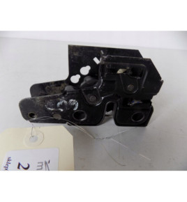 VW Polo - Zamek Maski - 2189