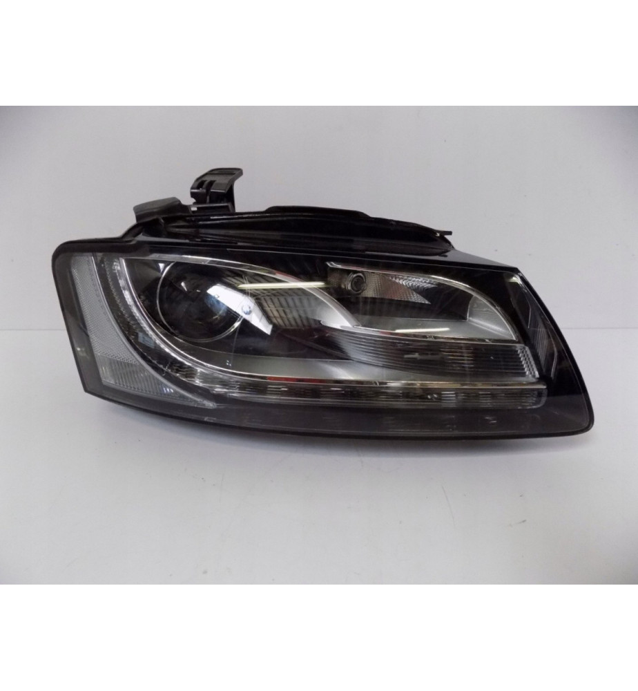 Audi A5 8T Lampa przednia...
