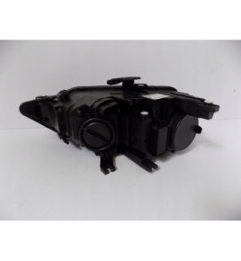 Audi A4 - Lampa Prawa H7 - 5190