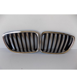 BMW X1 E84 Komplet Nerki / Grill zderzaka - 3720