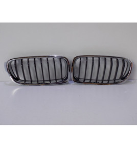 BMW 3 F30/31 Komplet Nerki / Grill zderzaka - 3823