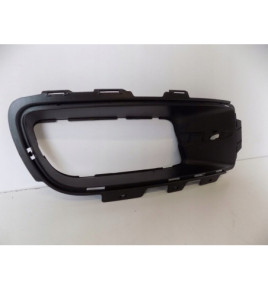 BMW X5 E70 Ramka Kratki Zderzaka Prawa - 3831