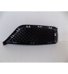 BMW X1 E84 Kratka Zderzaka Prawa - 3885