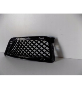 BMW X1 E84 Kratka Zderzaka Prawa - 3917