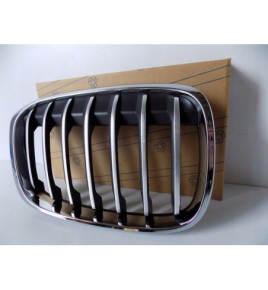 BMW X1 F48/F49 Nerka/Kratka Zderzaka Prawa Czarna - 3986