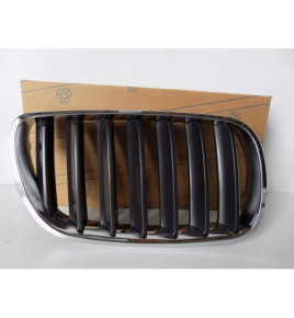 BMW X3 E83 LCI Nerka/Kratka Zderzaka Prawa - 3998