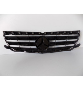 Mercedes B Klasa W246 Atrapa / Grill - 4039