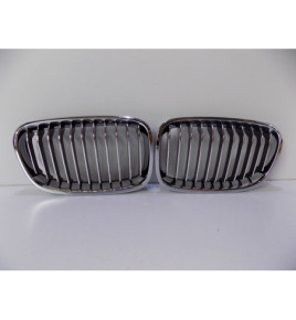 BMW 1 F20/21 Komplet Nerki / Grill zderzaka - 4112