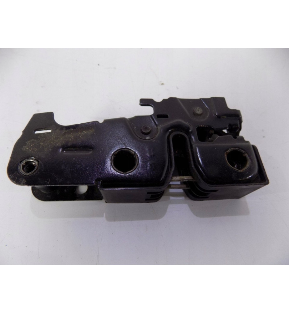 Audi A3 8P - Zamek Maski -...