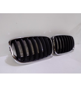 BMW X5 E70 Nerka / Grill zderzaka Komplet - 4111