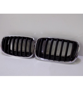 BMW X5 E70 Nerka / Grill zderzaka Komplet - 4111