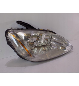 Ford Focus 2 Lampa Przednia H7 Prawa - 0140