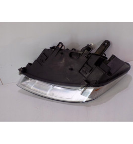 Ford Focus 2 Lampa Przednia H7 Prawa - 0140