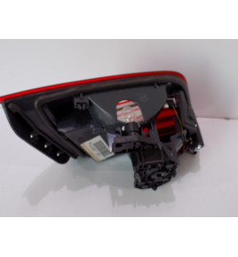BMW 5 F10 Lampa Tylna LED w Klapie R - 6368
