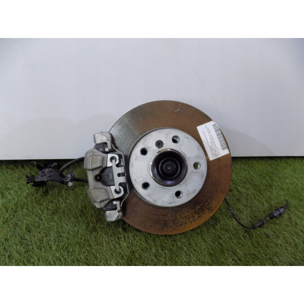 BMW 2 F22, F23 Zwrotnica Przednia - Prawa - 4656