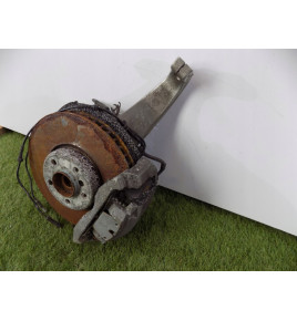 BMW 5 F10 F11 X-Drive Zwrotnica przednia L - 4650