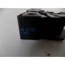 VW Polo - Zamek Maski - 2189