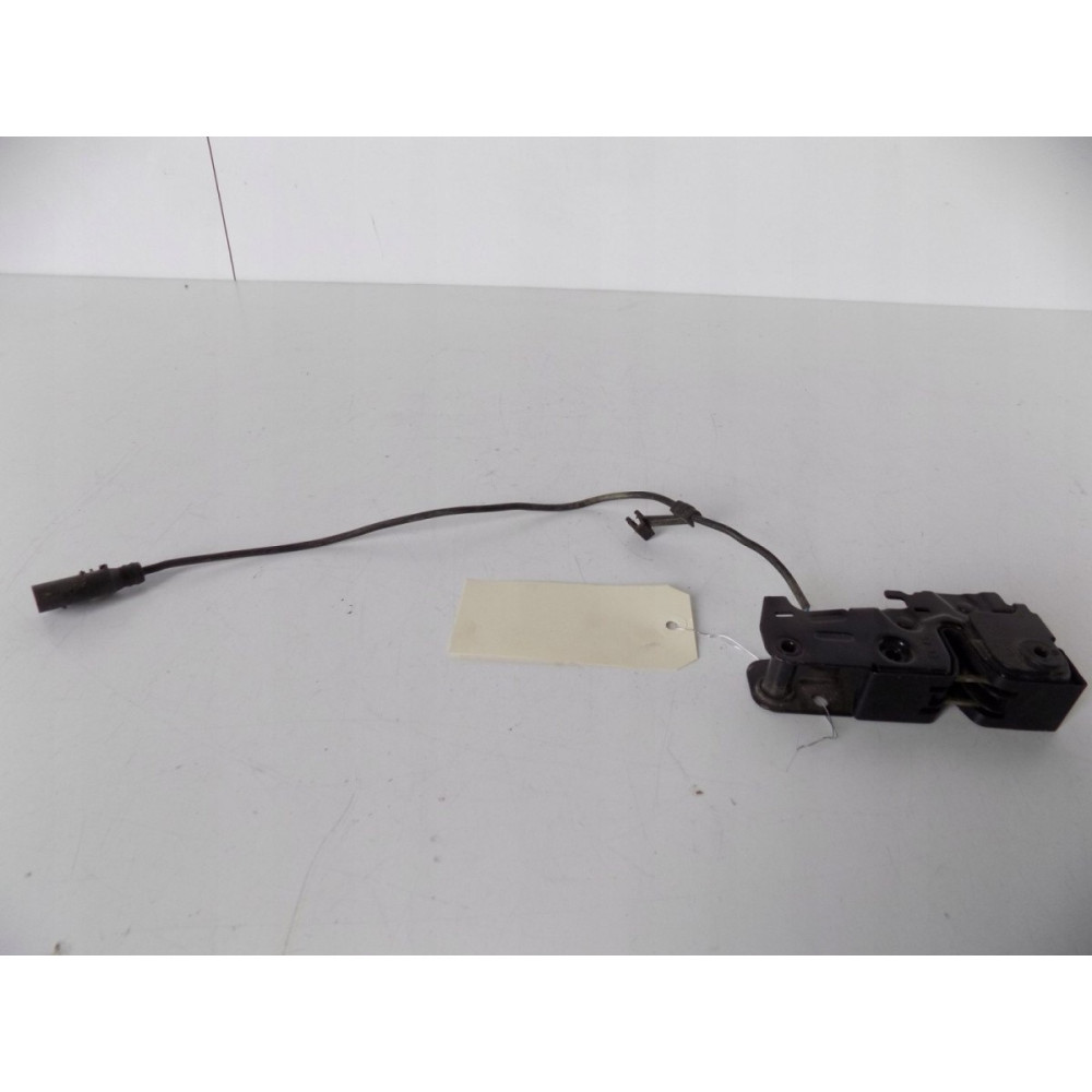 Audi A4, A5, Q5 - Zamek...