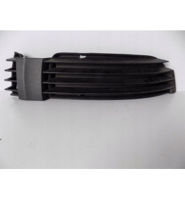 VW Passat B5 - Kratka Zderzaka Prawa - 2973