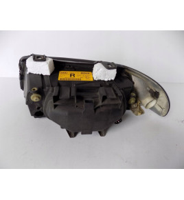 Audi A4 - Lampa Prawa - 2509