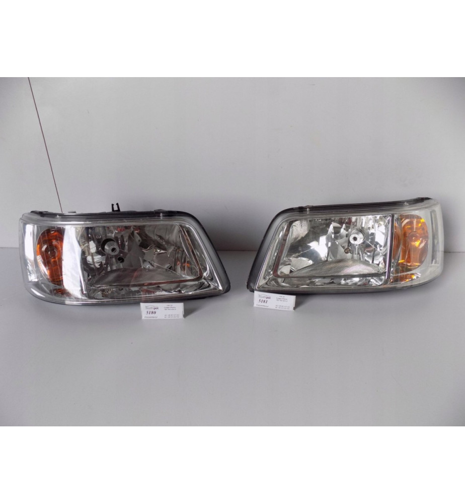 VW T5 Lampa przednia H7...
