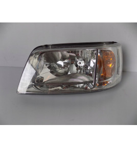 VW T5 Lampa przednia H7 Lewa - 5181