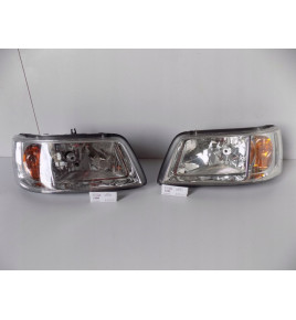 VW T5 Lampa Przednia H7...